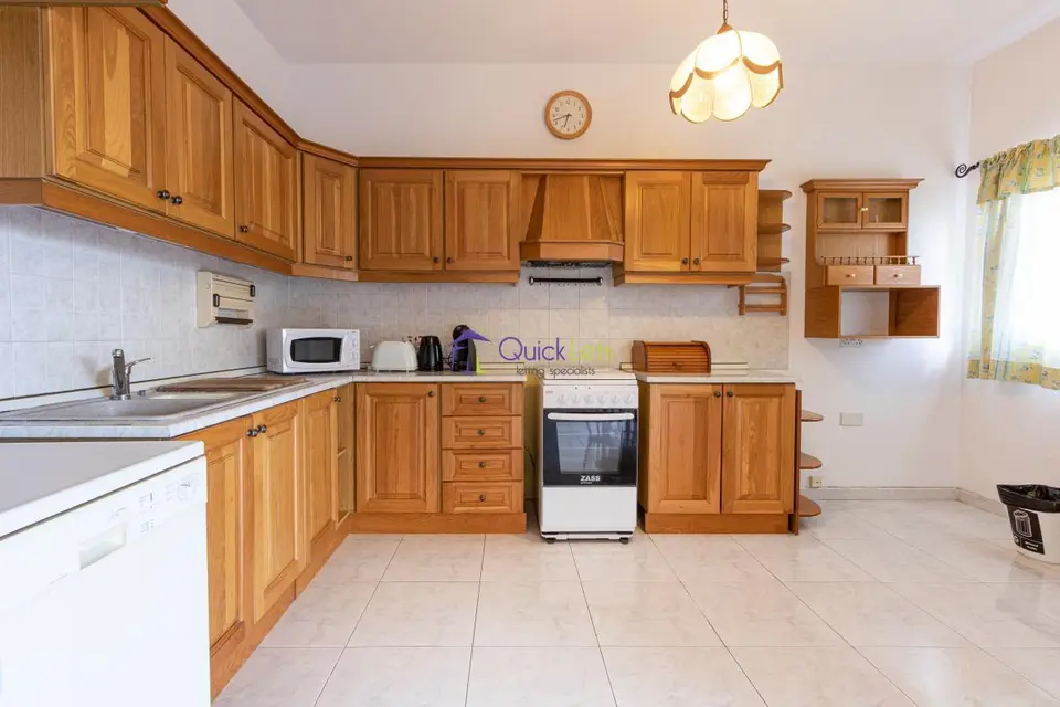 3 bedroom Apartment to rent in Sliema