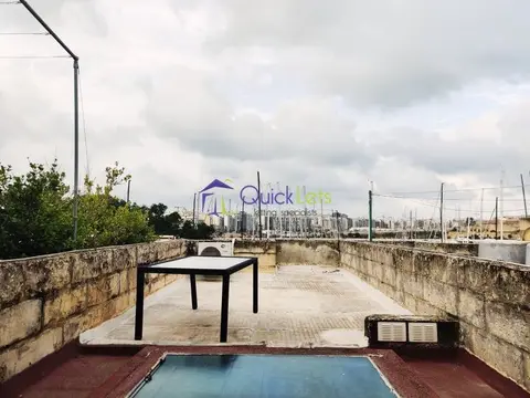 3 bedroom Townhouse to rent in Ta' Xbiex