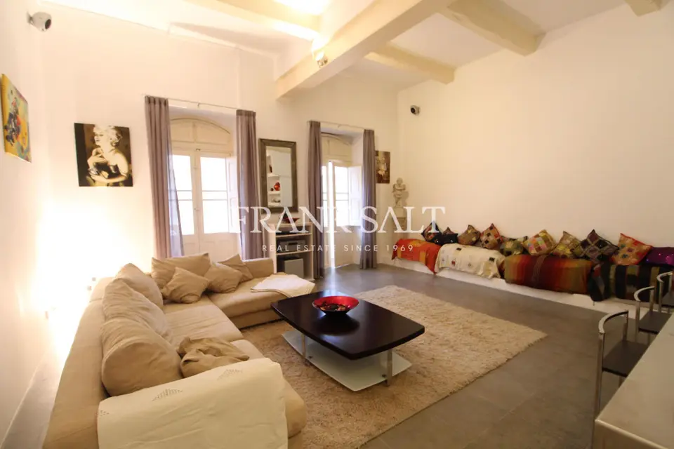 Valletta, Furnished Apartment