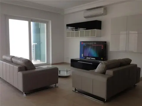 3 bedroom Apartment to rent in Sliema