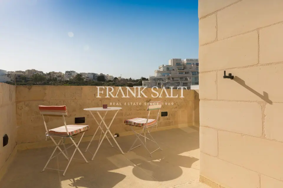 St Julians, Townhouse