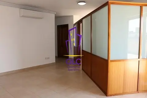 Office to rent in Mosta
