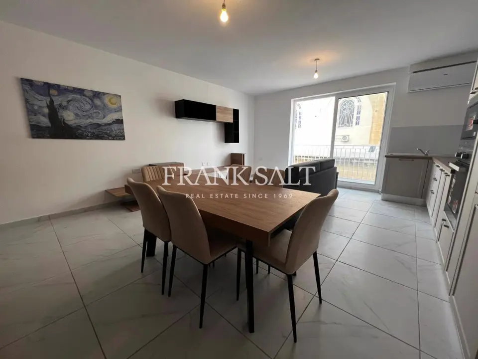 Gzira Furnished Apartment