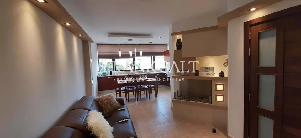 Marsascala, Furnished Elevated Maisonette