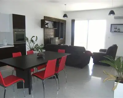 3 bedroom Apartment to rent in Marsascala