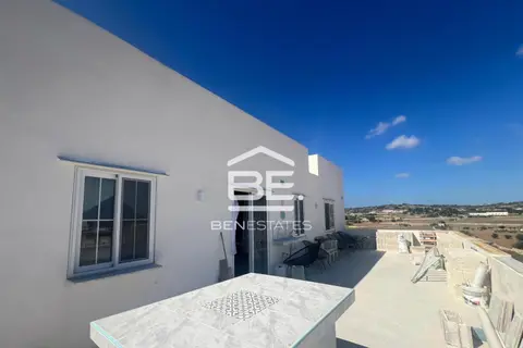 1 Bedroom Penthouse For Sale in Zebbug