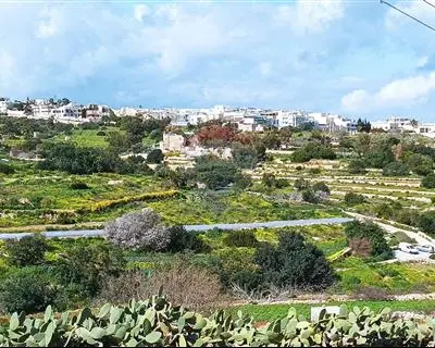 2 bedroom Maisonette to rent in San Gwann