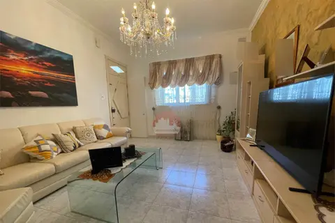 3 Bedroom Maisonette For Sale in Marsascala