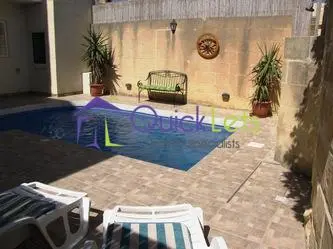2 bedroom Maisonette to rent in Gozo - Xaghra