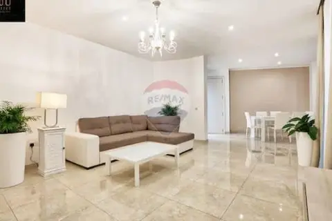 3 bedroom Maisonette to rent in Ta' Xbiex