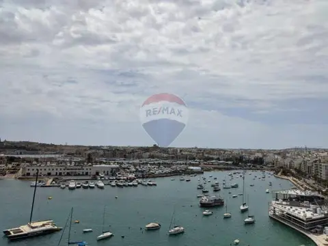 2 bedroom Penthouse to rent in Sliema