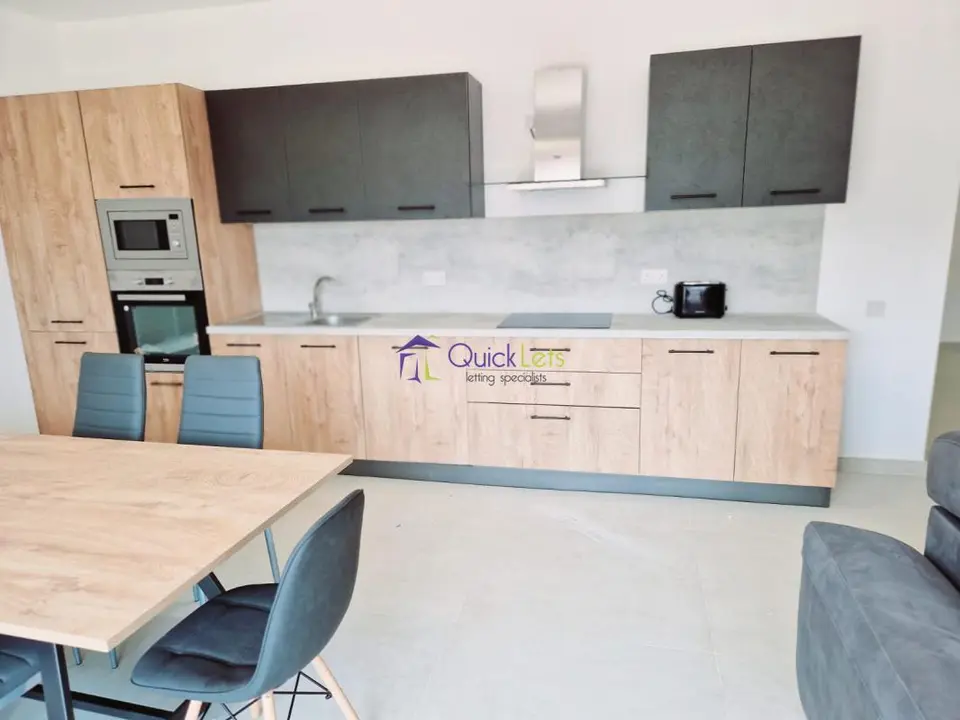 3 bedroom Maisonette to rent in Bahar ic-Caghaq