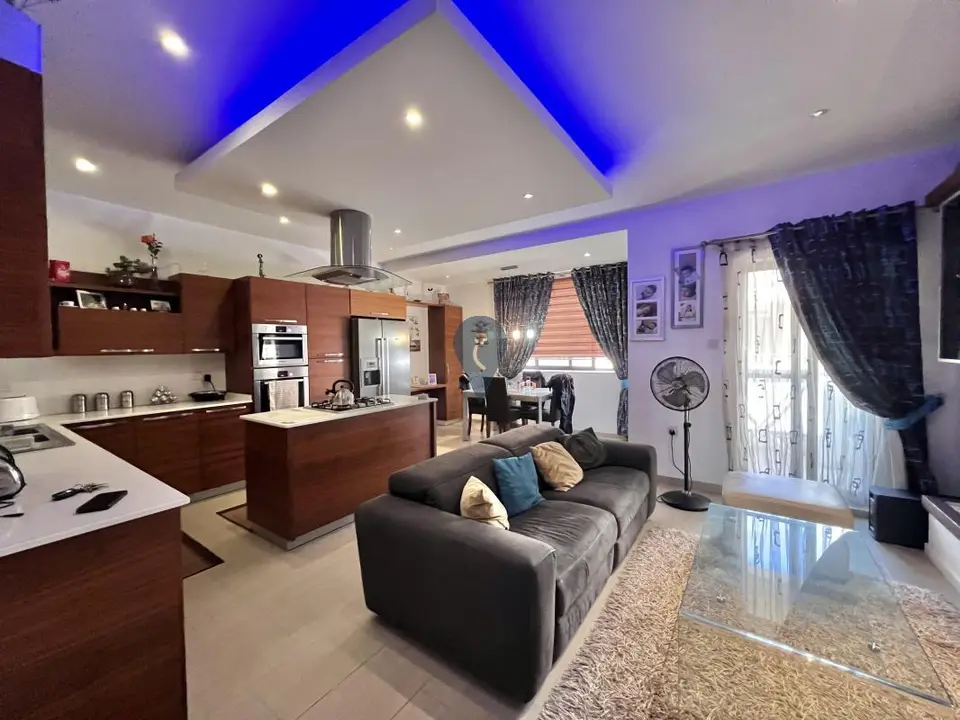 2 bedroom Apartment for sale in Kalkara