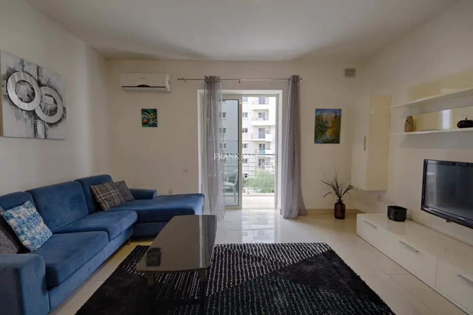 Gzira, Furnished Apartment