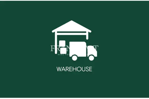 Warehouse For Sale in Marsa