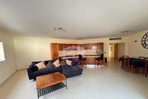 3 Bedroom Apartment For Sale in Mellieha