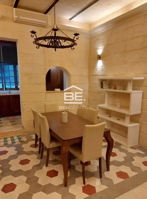 4 bedroom Townhouse to rent in Sliema