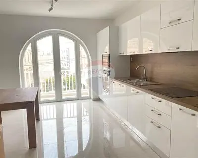 2 bedroom Apartment to rent in Ta' Xbiex