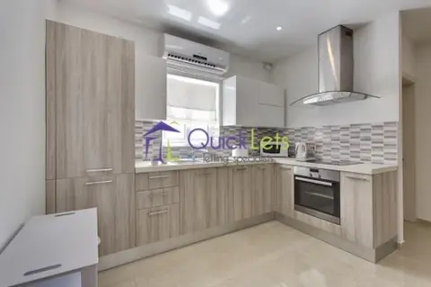 3 bedroom Apartment to rent in Qawra