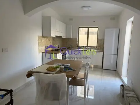 3 bedroom Maisonette to rent in Ta' Xbiex