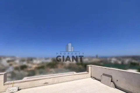 2 Bedroom Penthouse For Sale in Msida