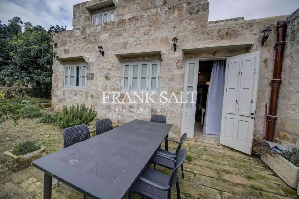 Qormi, Furnished House of Character