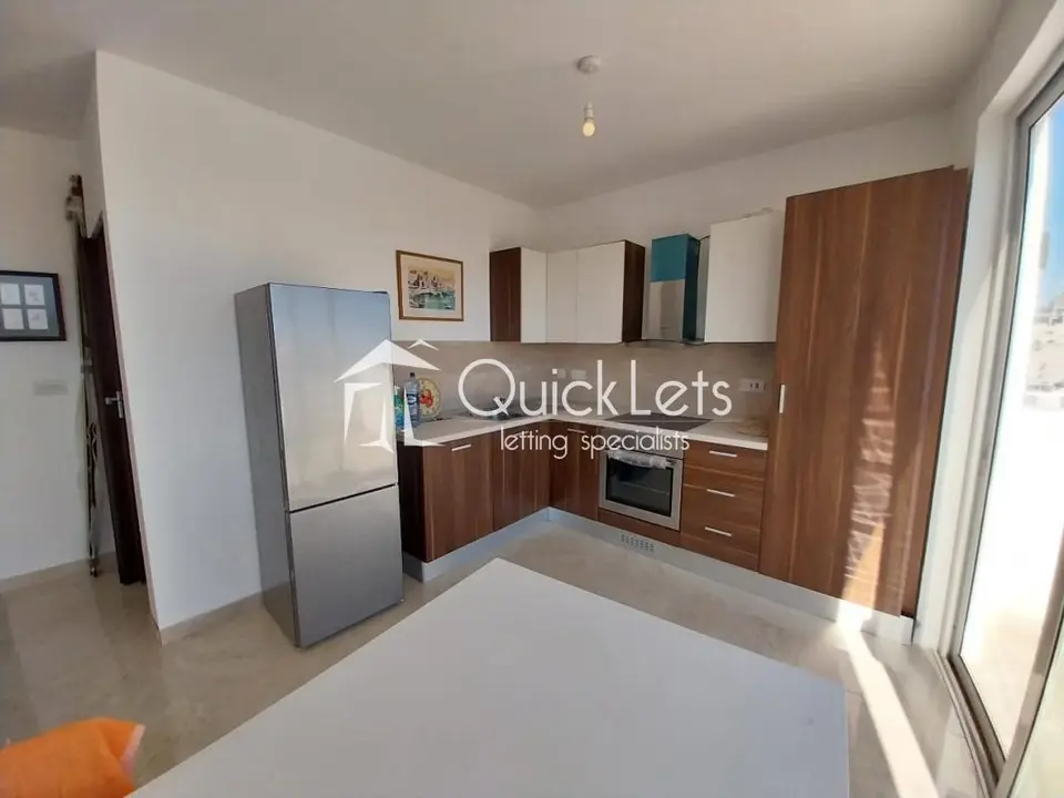 2 bedroom Penthouse to rent in Sliema