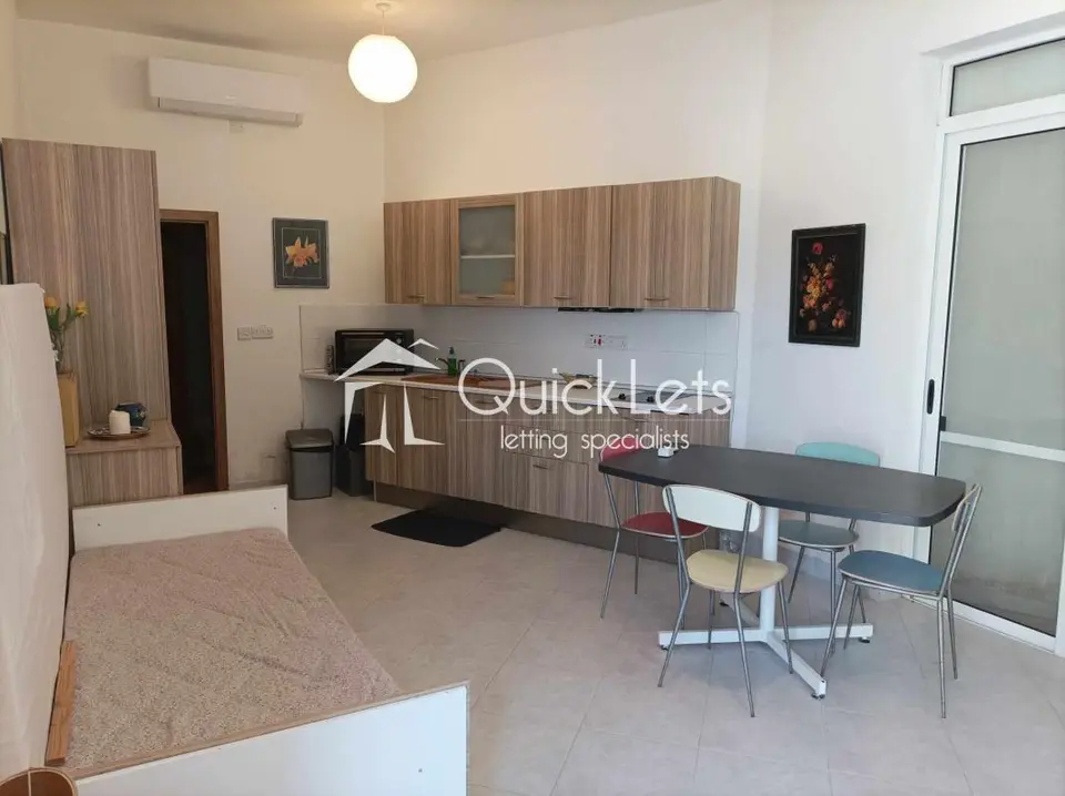 Studio Apartment to rent in Gozo - Xewkija