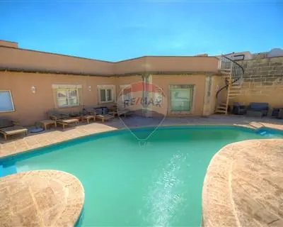 3 bedroom Villa Semi-detached to rent in Iklin