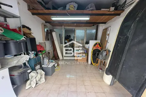 Garage For Sale in Pieta
