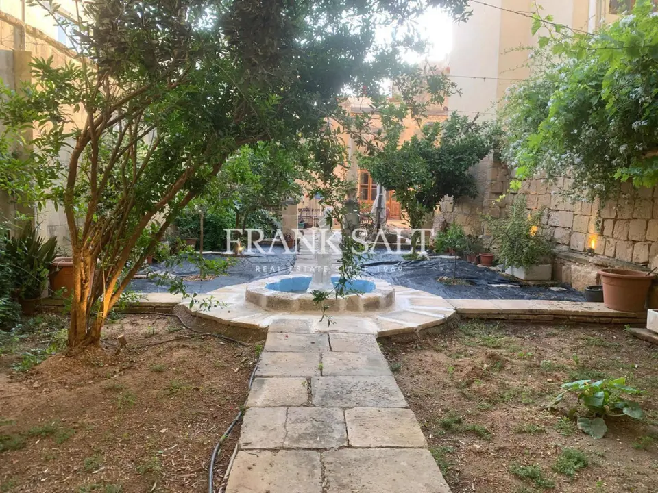 Zabbar, House of Character