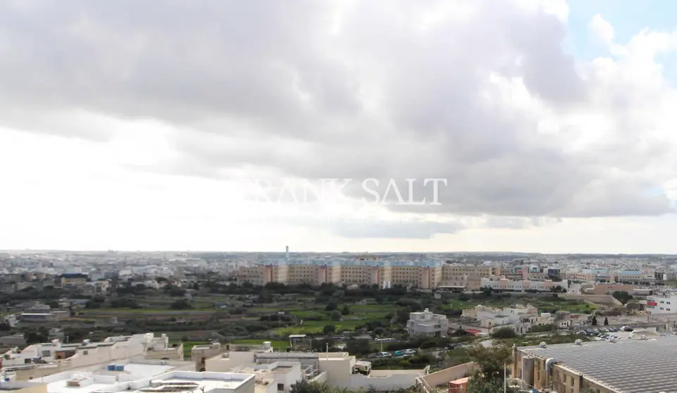 San Gwann, Furnished Penthouse