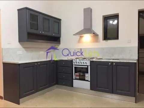 1 bedroom Room to rent in Safi