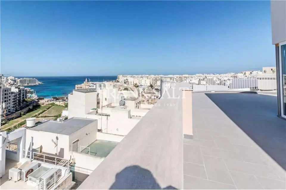 Sliema, Furnished Penthouse