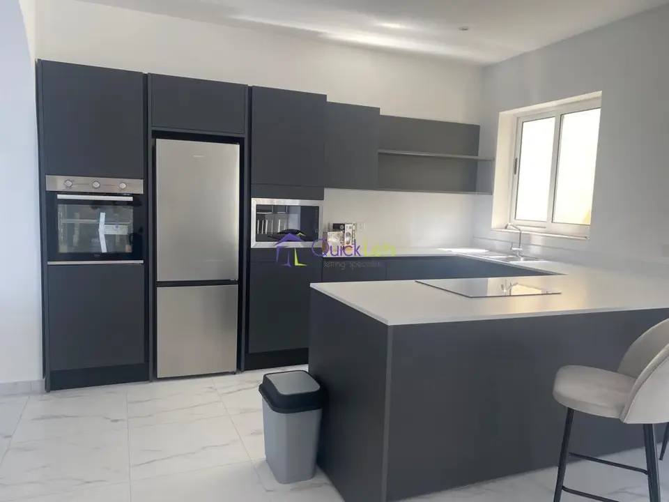 3 bedroom Apartment to rent in Sliema