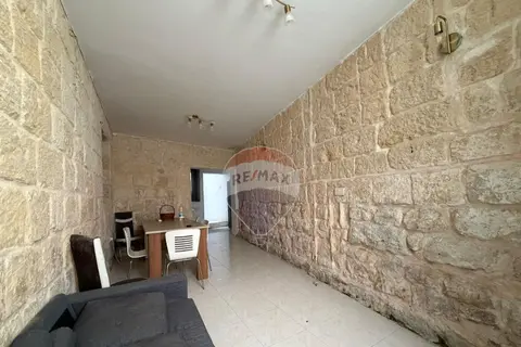 4 Bedroom Town House For Sale in Zebbug