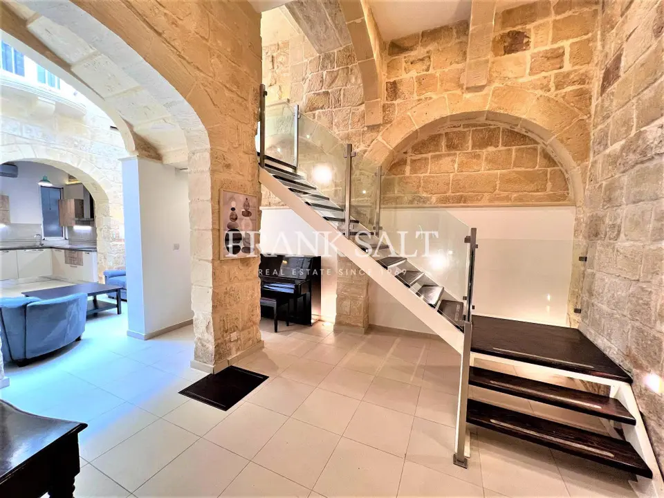 Naxxar, Furnished House of Character