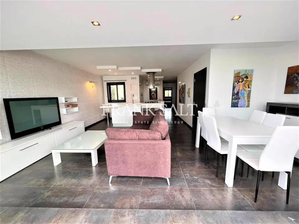 St Julians, Furnished Apartment