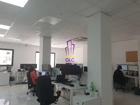 Office to rent in Sliema