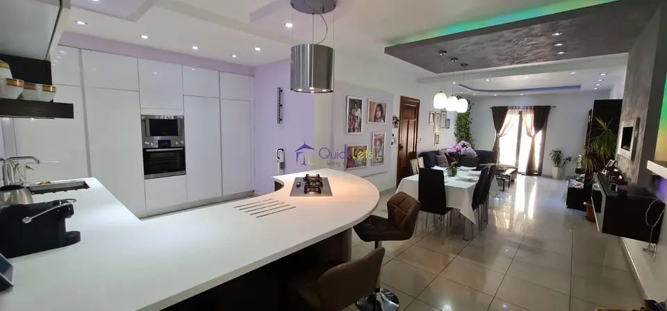 3 bedroom Apartment to rent in San Gwann