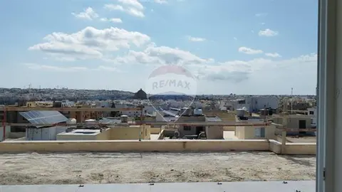 3 bedroom Penthouse to rent in Mosta
