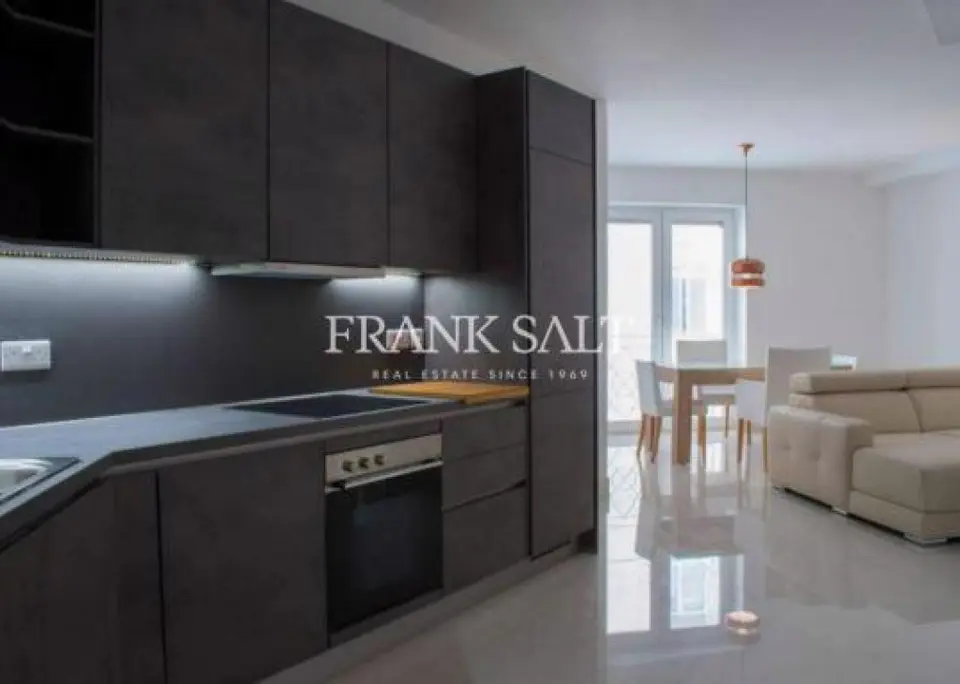 Gzira, Furnished Apartment
