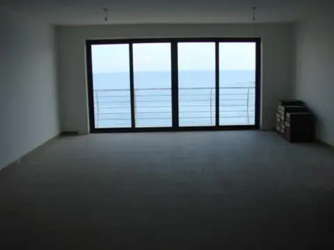 1 bedroom Apartment to rent in St Julian's