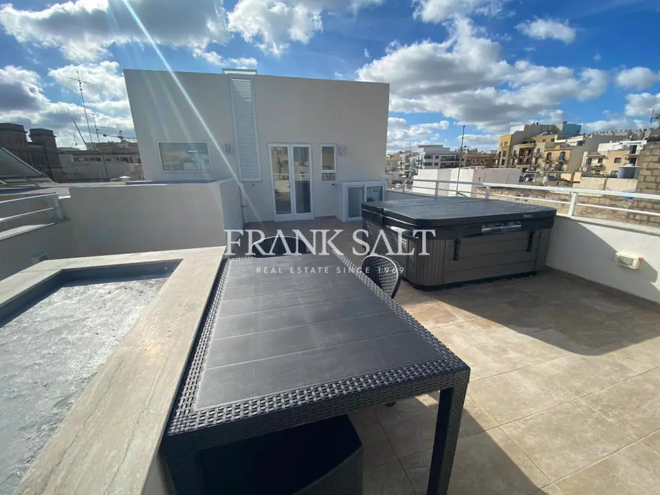 Sliema, Furnished Penthouse