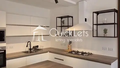 2 bedroom Apartment to rent in Pembroke