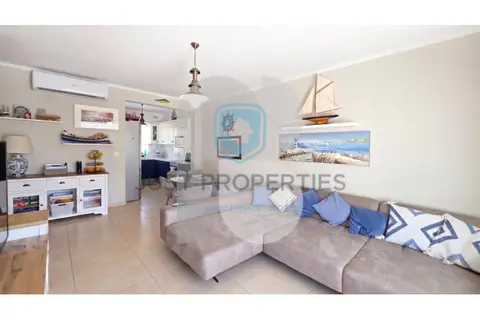 2 Bedroom Apartment For Sale in Xemxija