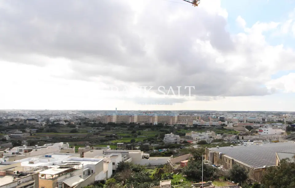 San Gwann, Furnished Penthouse