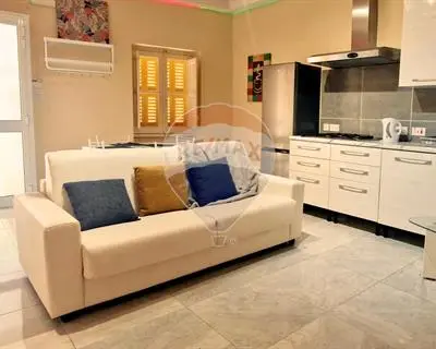 2 bedroom Maisonette for sale in St Julian's