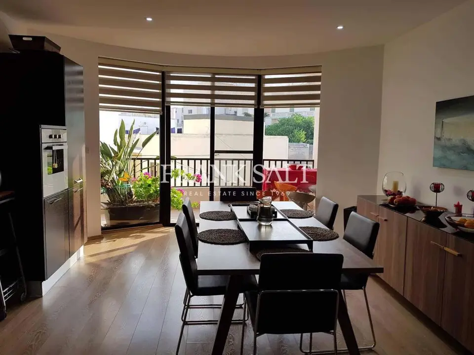 St Julians, Apartment
