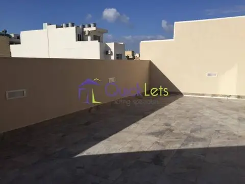 2 bedroom Penthouse to rent in Birkirkara